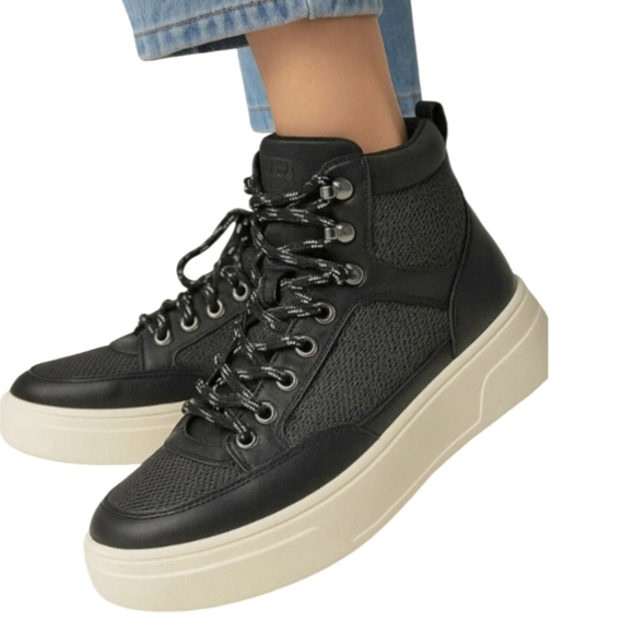 Miz Mooz Alpyne women's sports shoes, size 6.0, dark blue, leather. - Picture 3 of 14